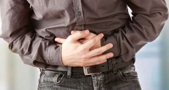 Abdominal pain is a symptom of worms
