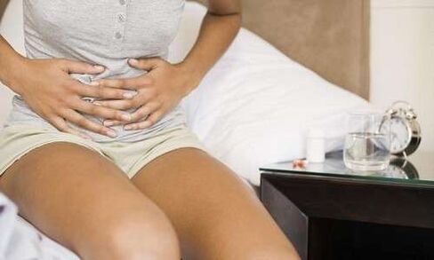 Abdominal pain in women due to presence of parasites