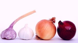 Onions and garlic are harmful to human harmful organisms. 