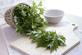 Fresh herbs clean the body of parasites